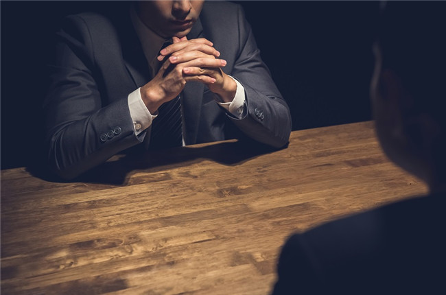 汕尾侦探曝光男人出轨丑态，社会当共筑家庭