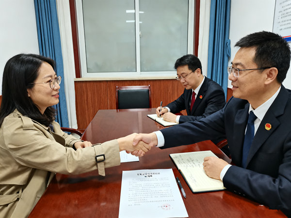 企业资金链紧张？汕尾催债公司如何通过合规化催收稳固资金流？